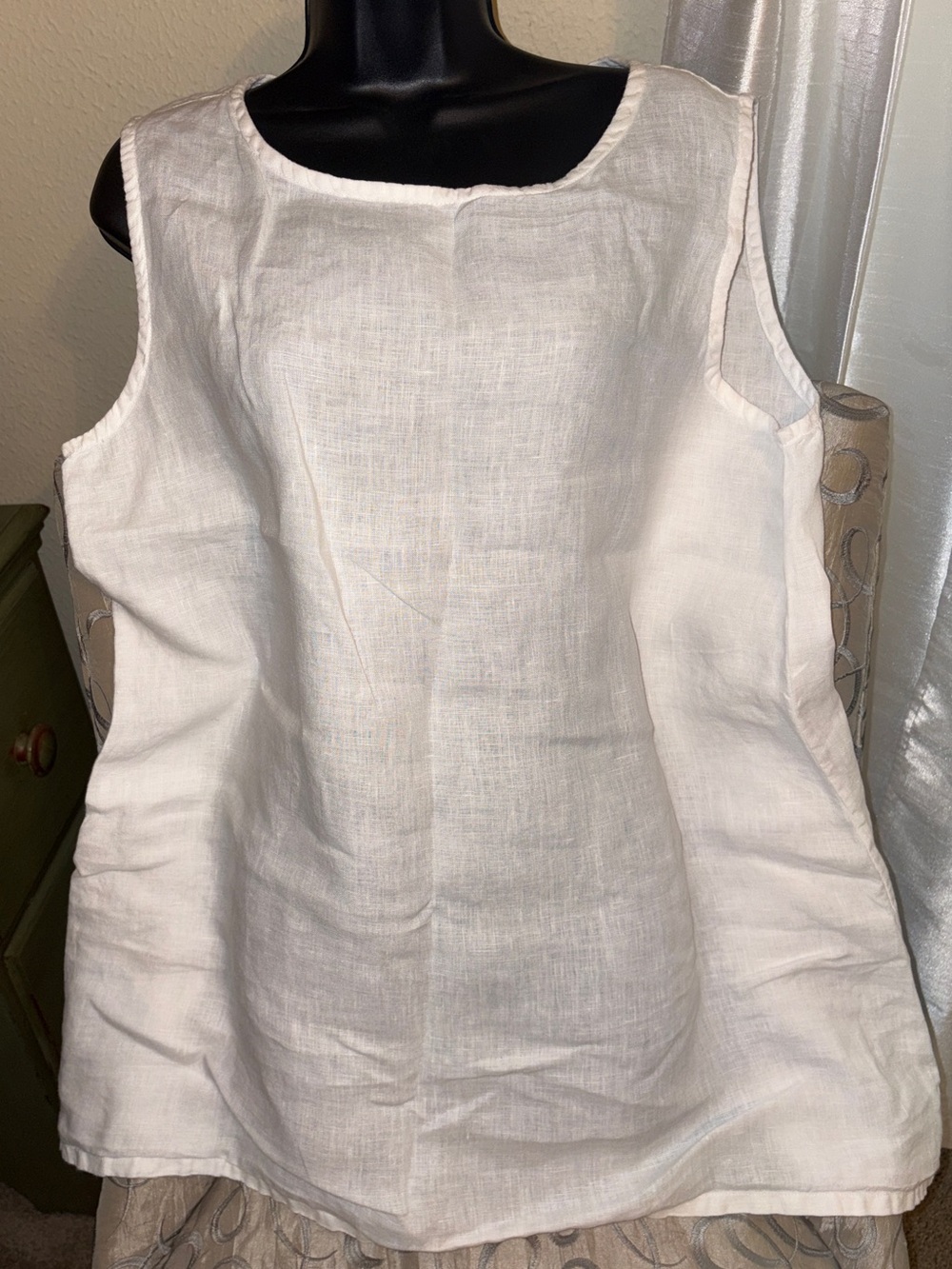 Bryn Walker White Linen Scoop Neck Tank
